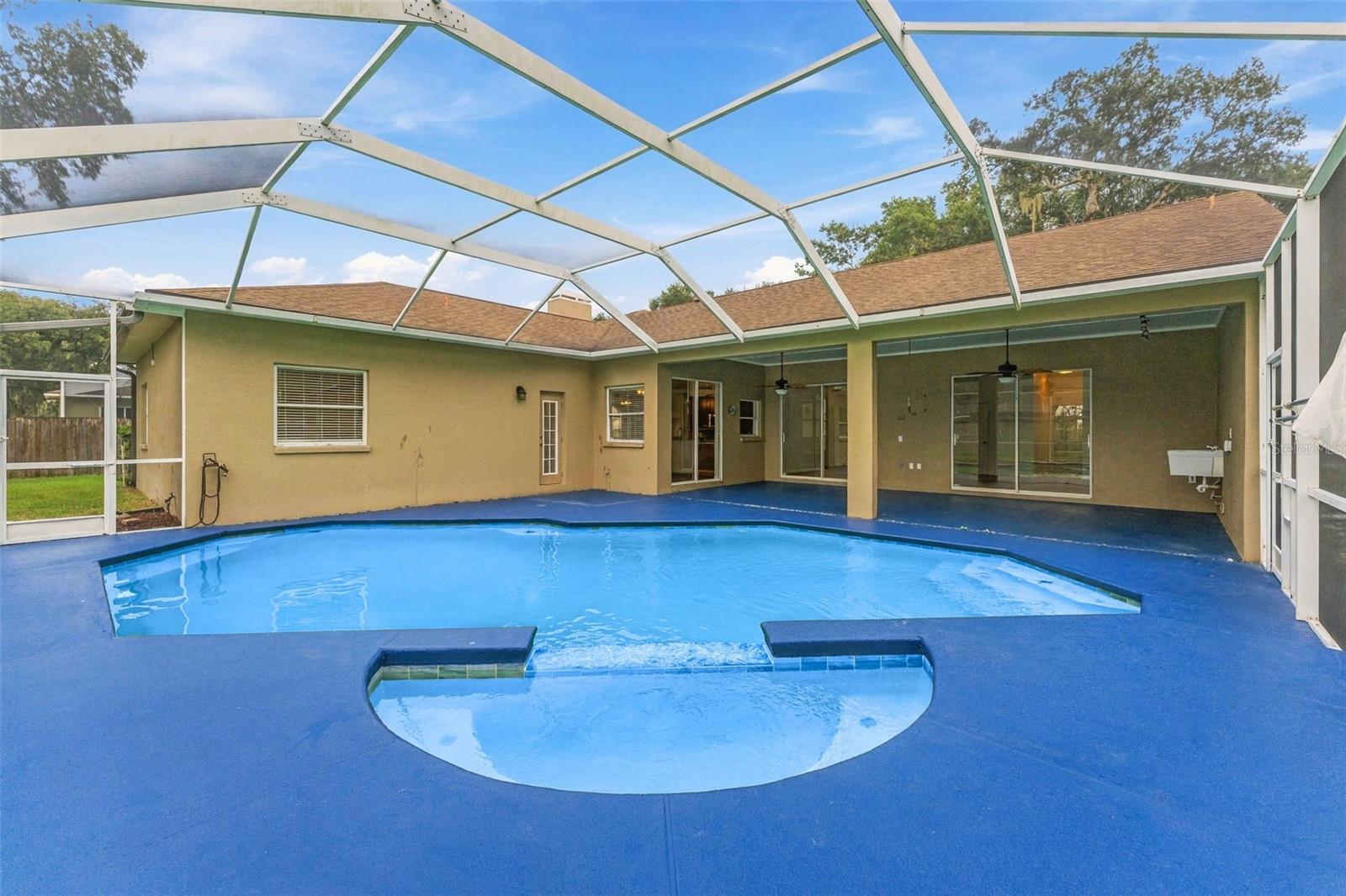 2561 REGAL RIVER RD — photo 48