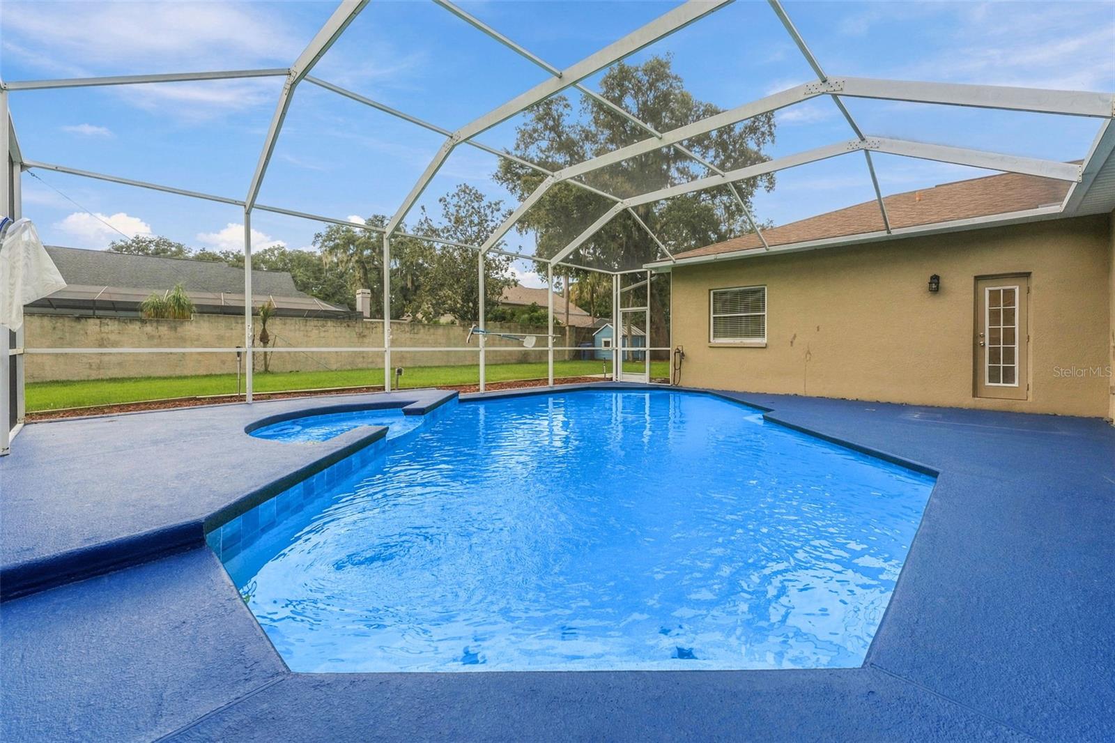 2561 REGAL RIVER RD — photo 45