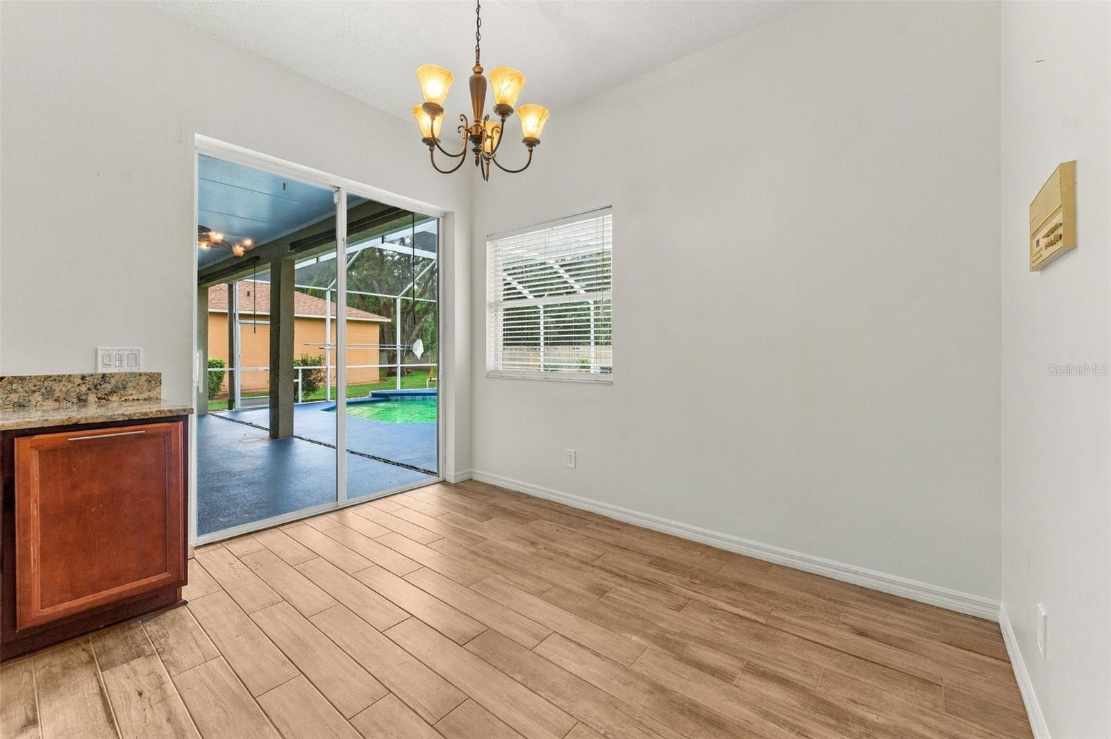 2561 REGAL RIVER RD — photo 17