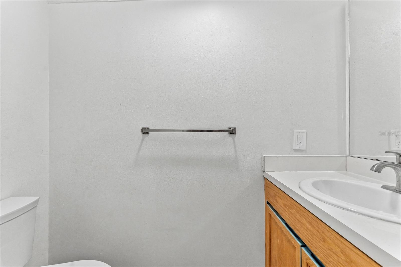 2561 REGAL RIVER RD — photo 30