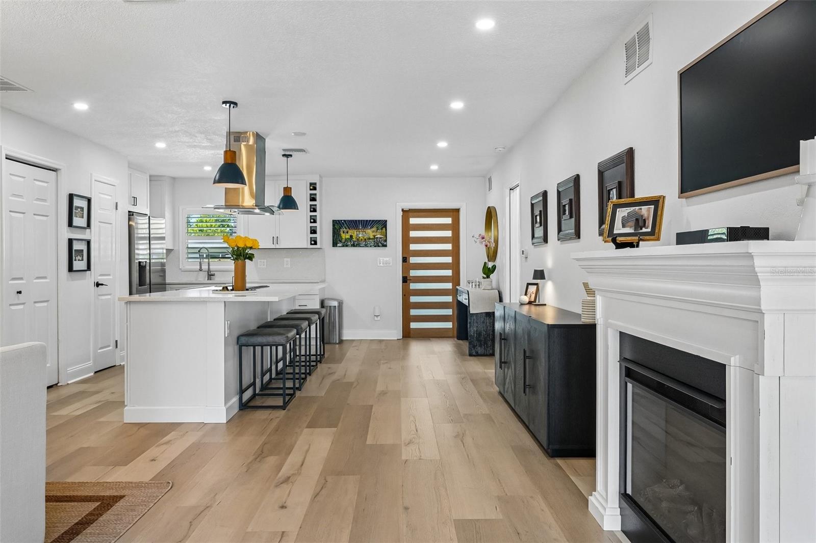 9001 BAY ST NE — photo 22