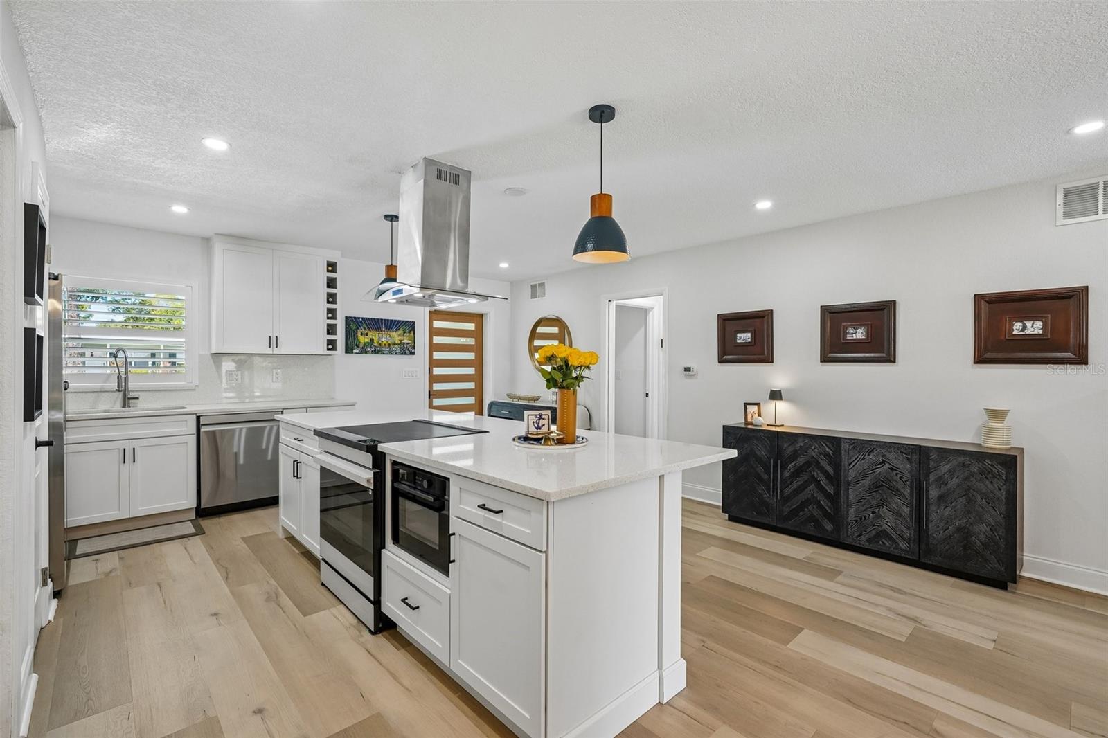 9001 BAY ST NE — photo 13