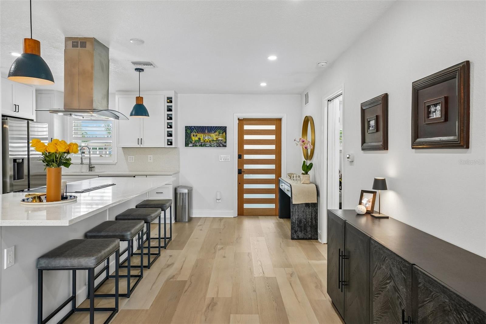 9001 BAY ST NE — photo 5