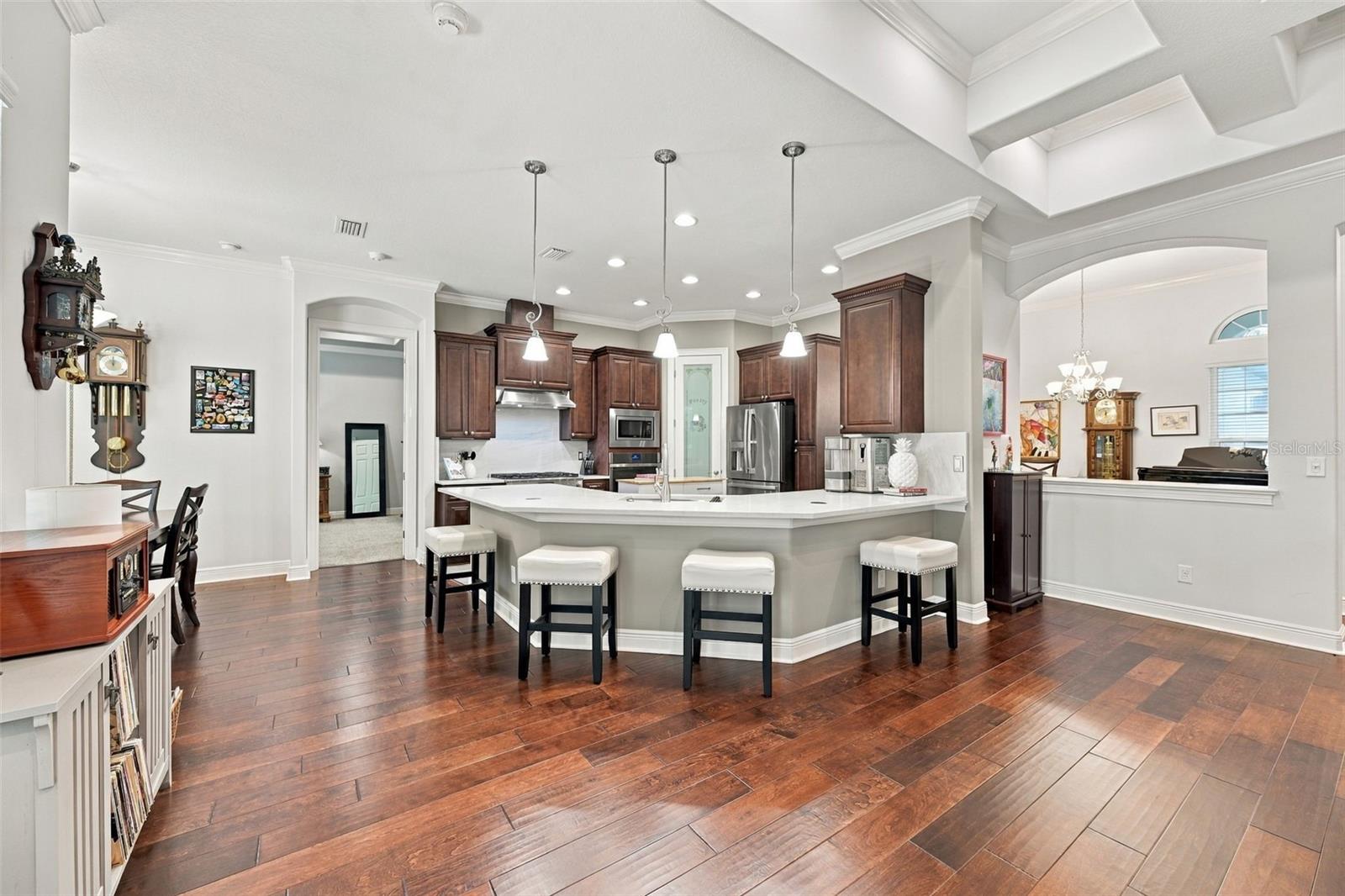 510 CREEKSIDE CT — photo 10