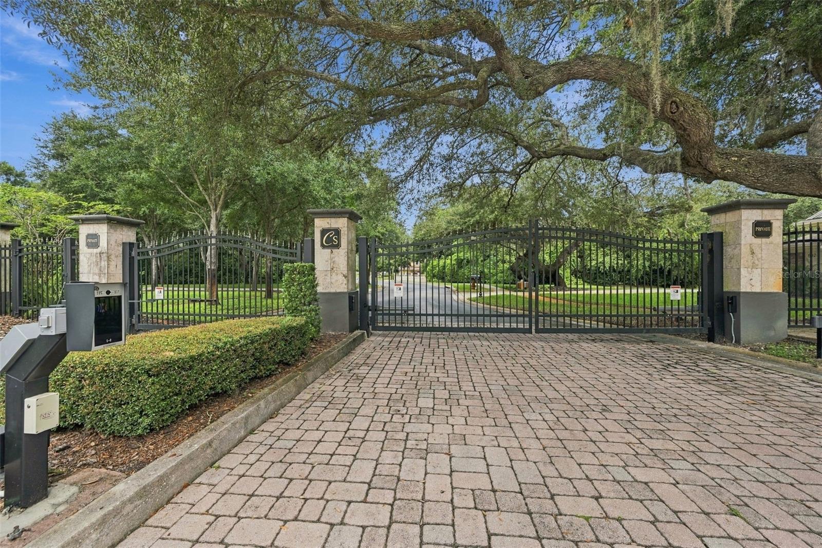 510 CREEKSIDE CT — photo 3