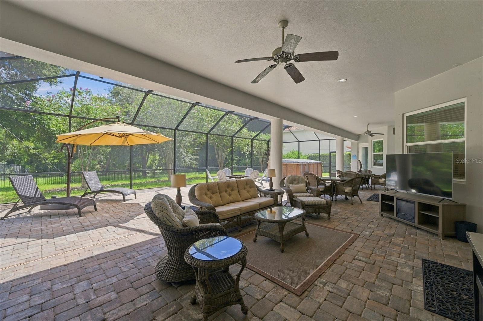 510 CREEKSIDE CT — photo 38
