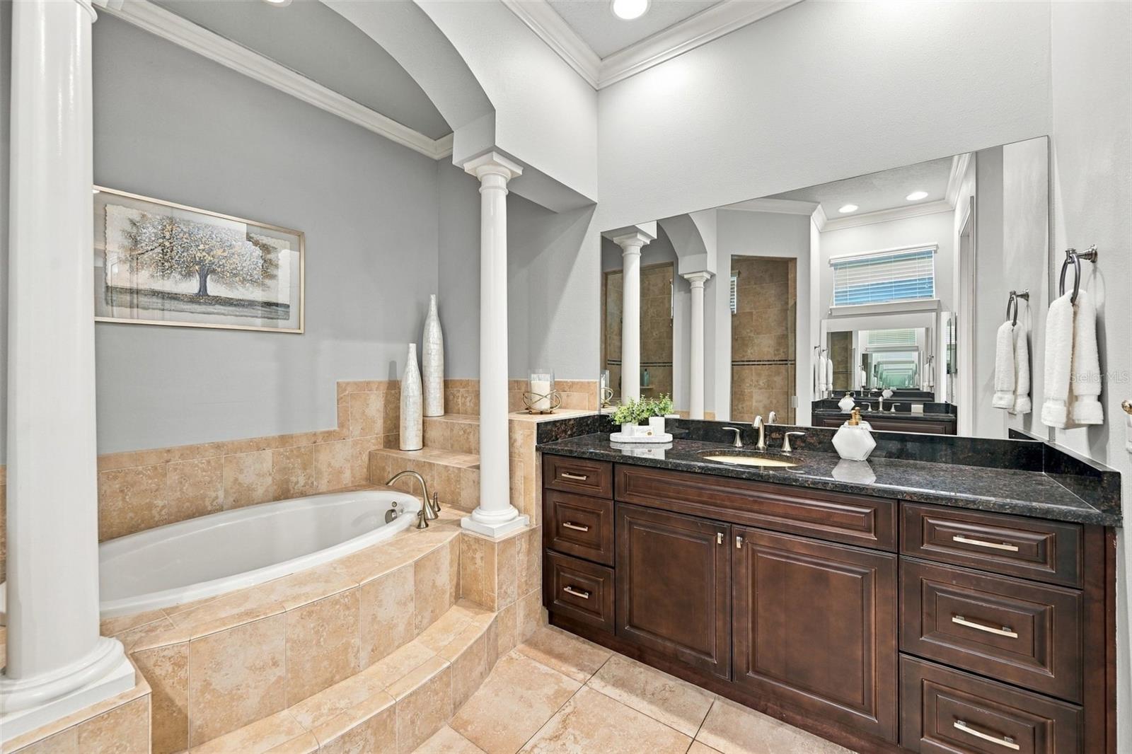 510 CREEKSIDE CT — photo 21
