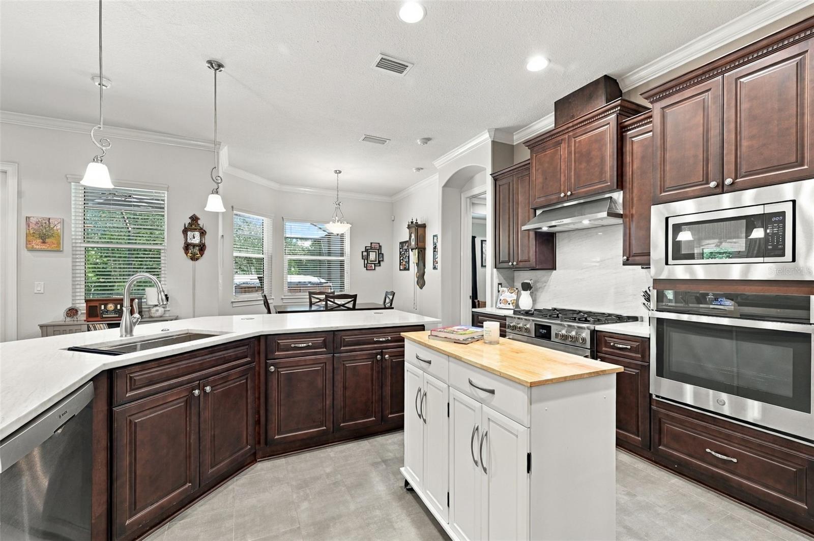 510 CREEKSIDE CT — photo 13