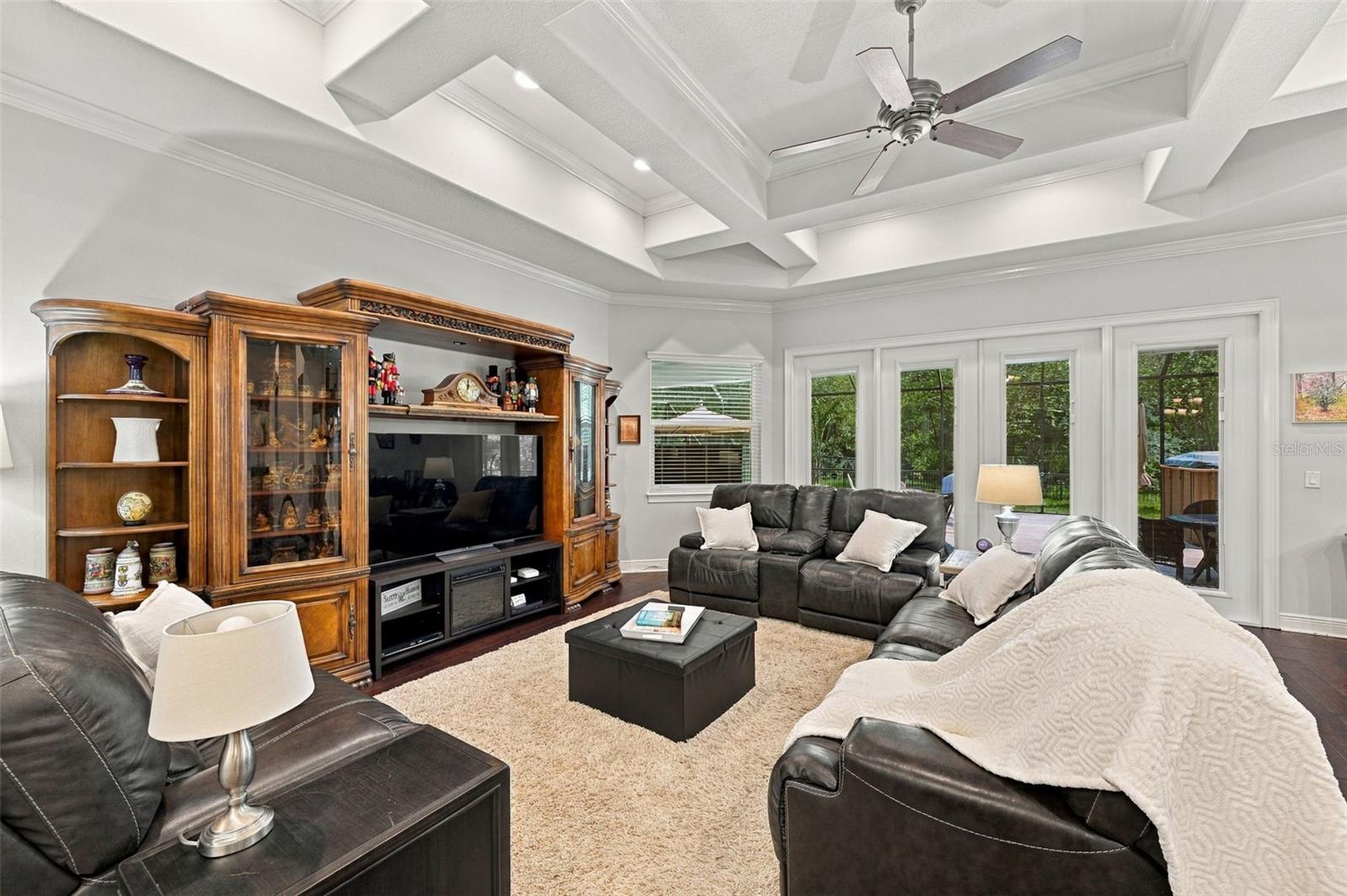 510 CREEKSIDE CT — photo 8