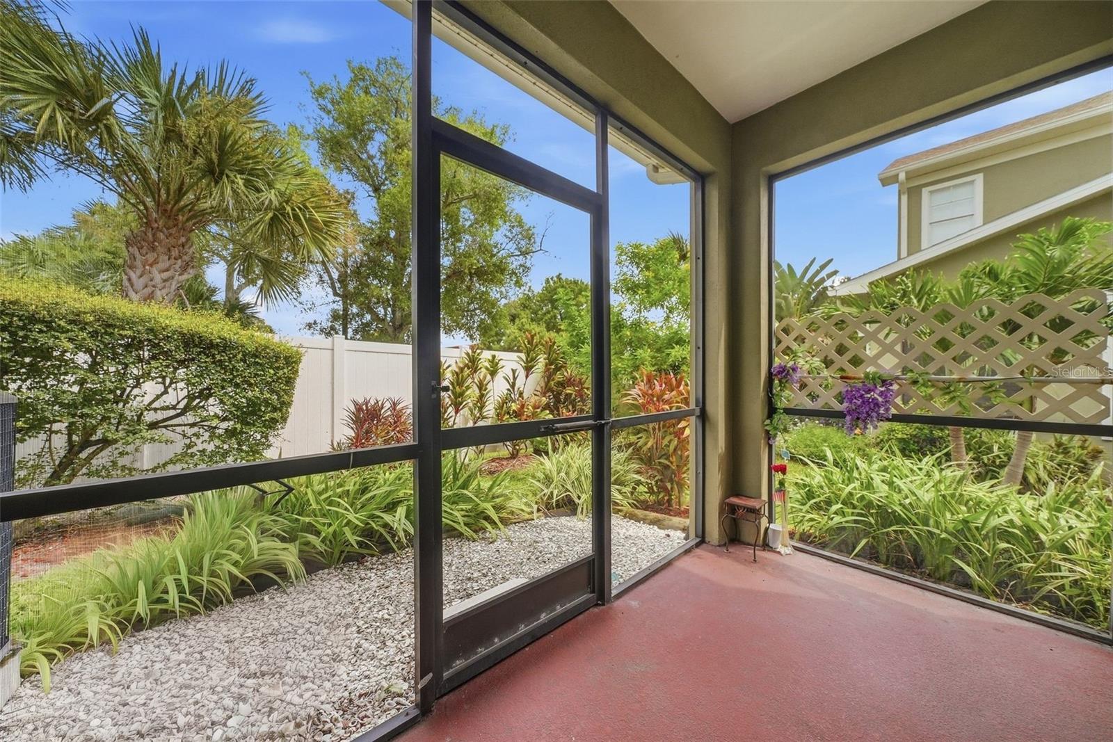 10647 WHITTINGTON CT — photo 45