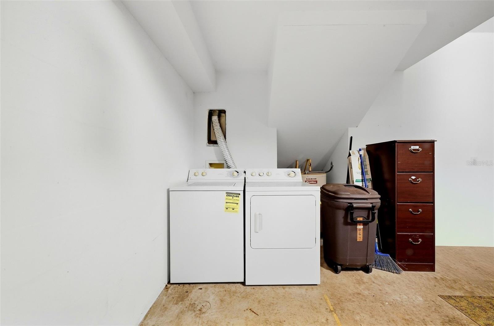 10647 WHITTINGTON CT — photo 17