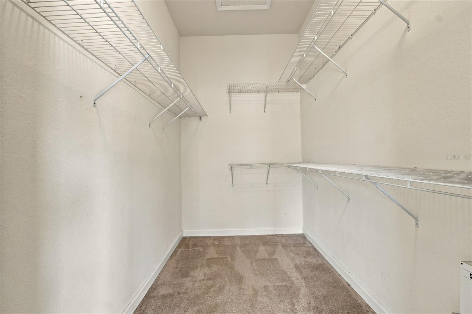1301 FOX CHAPEL DR — photo 34