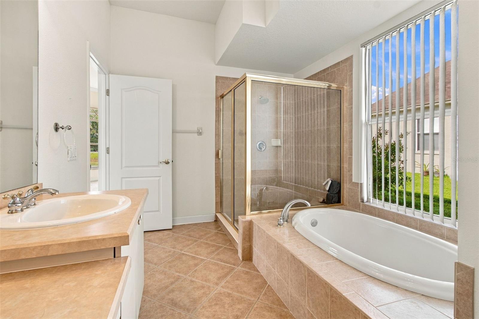 1301 FOX CHAPEL DR — photo 30