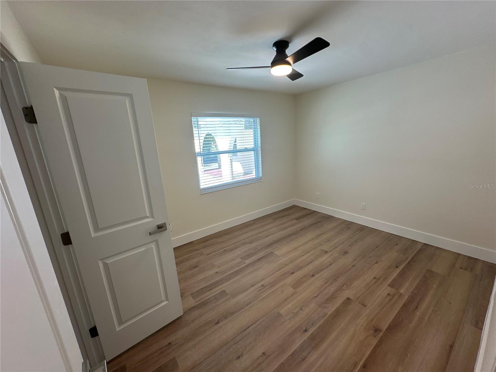 3111 W SPRUCE ST — photo 24