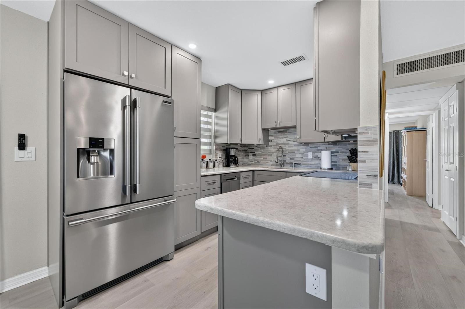 102 CAMBRIDGE TRL #220 — photo 11