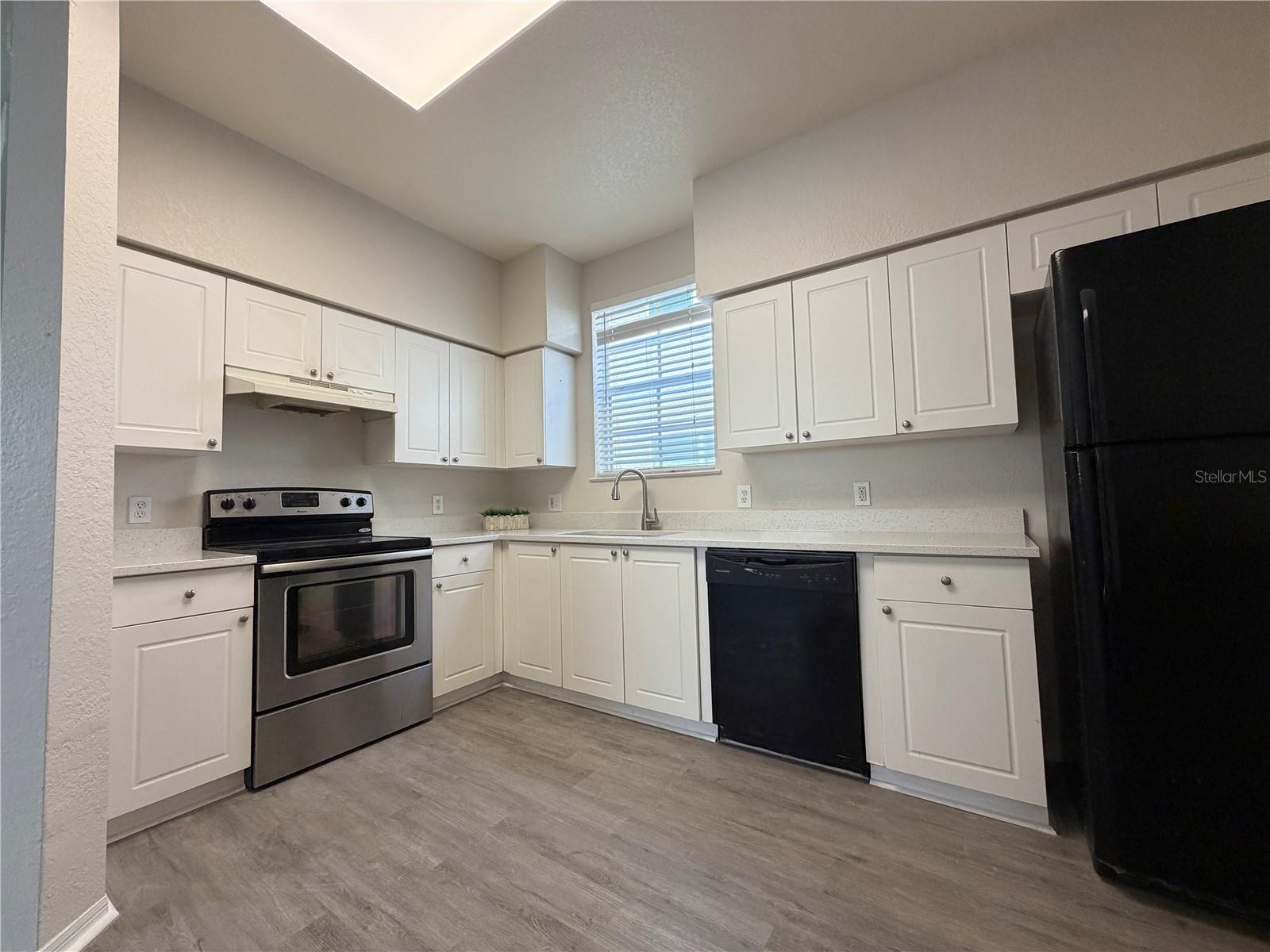 4005 PALMETTO PALM CT — photo 5