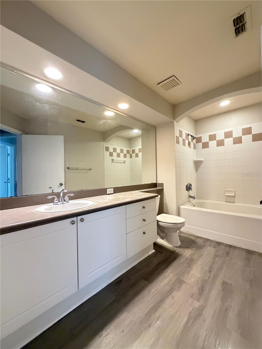 4005 PALMETTO PALM CT — photo 17