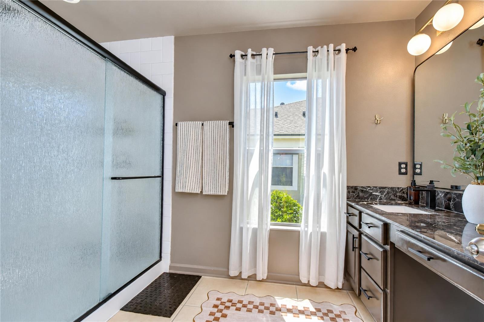 4826 BARNSTEAD DR — photo 36