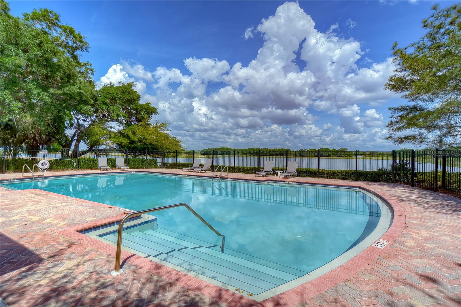 4826 BARNSTEAD DR — photo 48