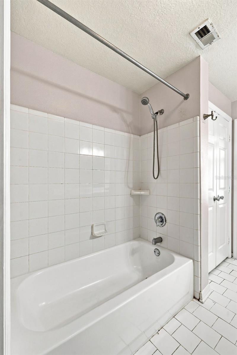 501 KNIGHTS RUN AVE #2202 — photo 19