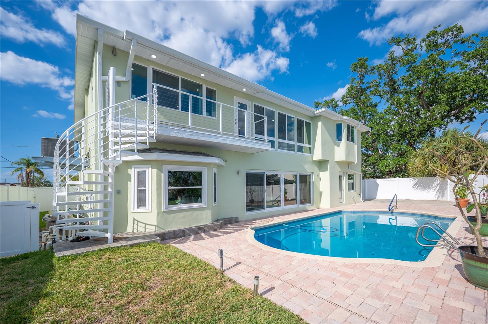 8704 BAY CREST LN — photo 63