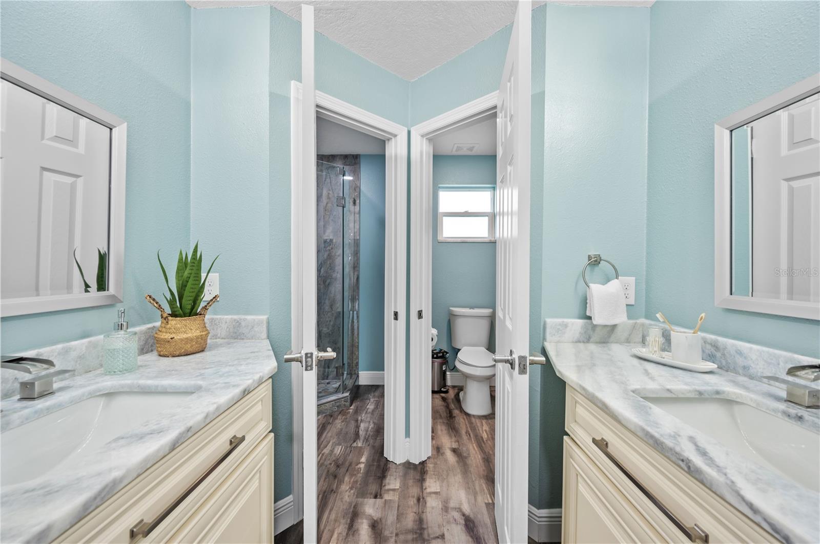 8704 BAY CREST LN — photo 48
