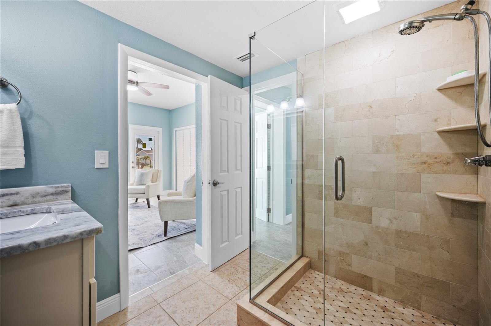 8704 BAY CREST LN — photo 35