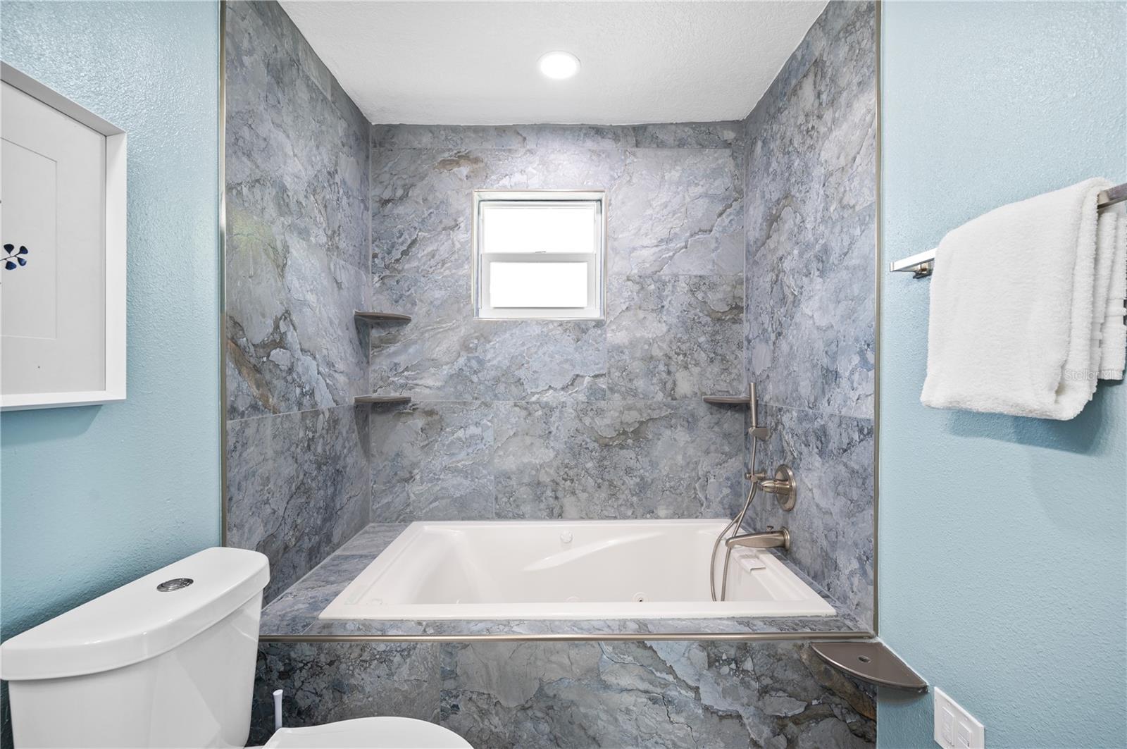 8704 BAY CREST LN — photo 54