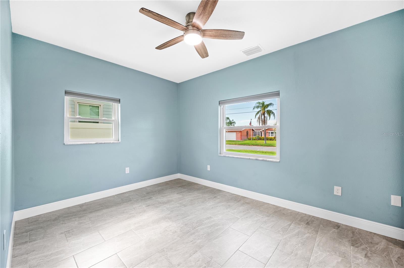 8704 BAY CREST LN — photo 30
