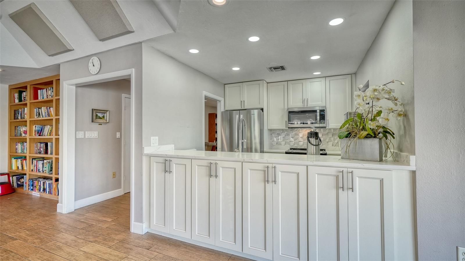 1638 STARLING DR #105 — photo 56