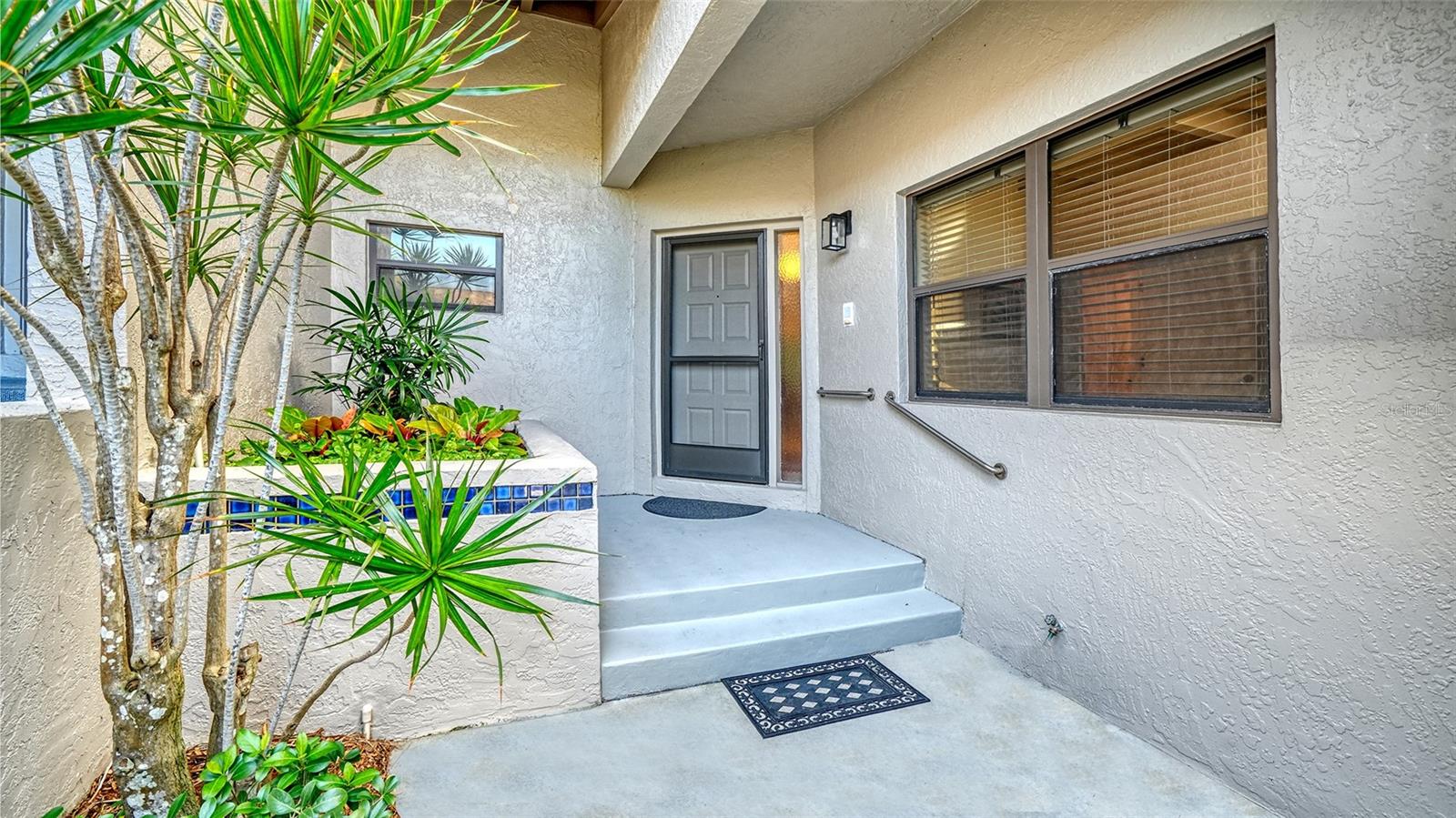 1638 STARLING DR #105 — photo 5