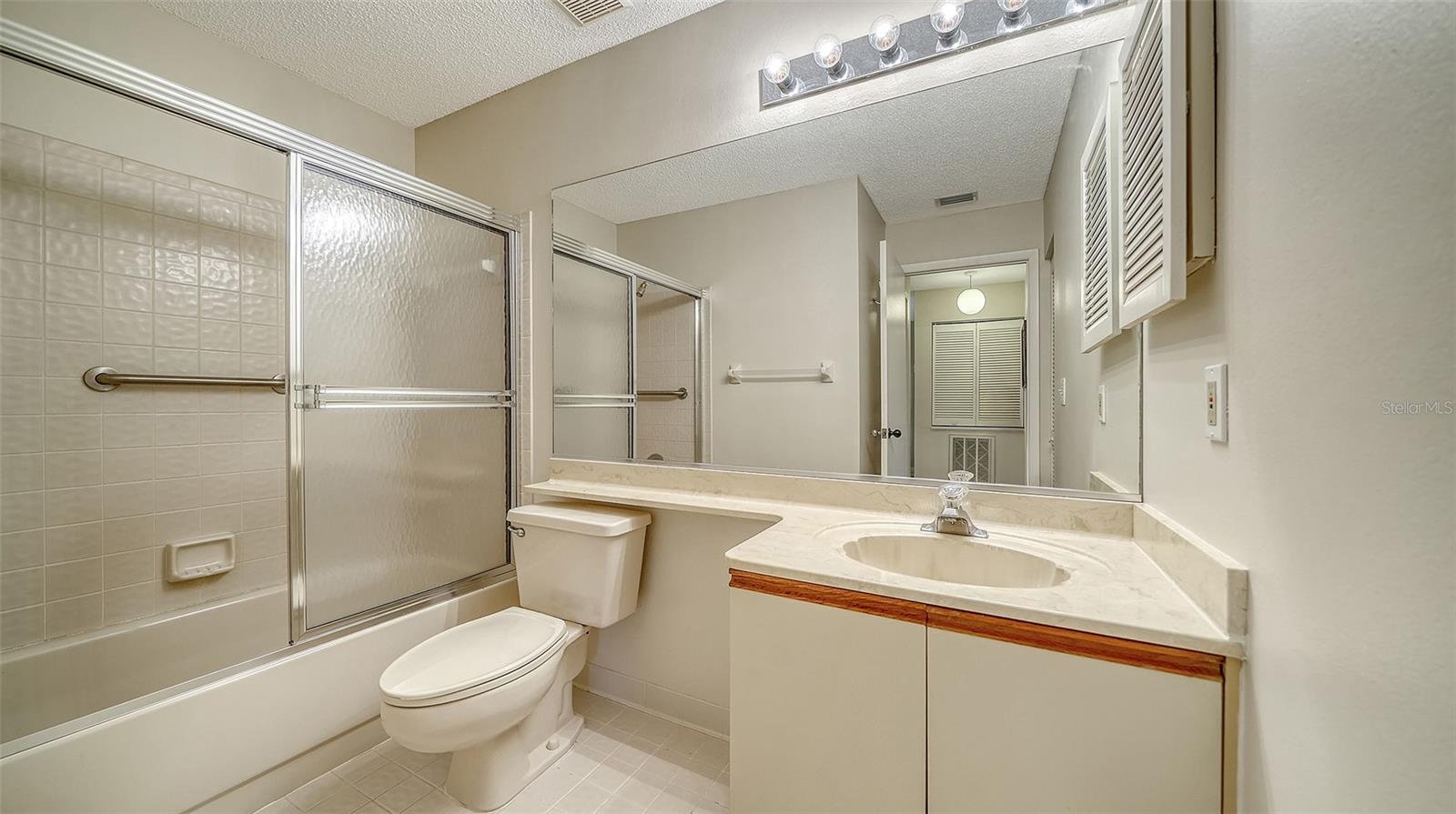 1638 STARLING DR #105 — photo 36