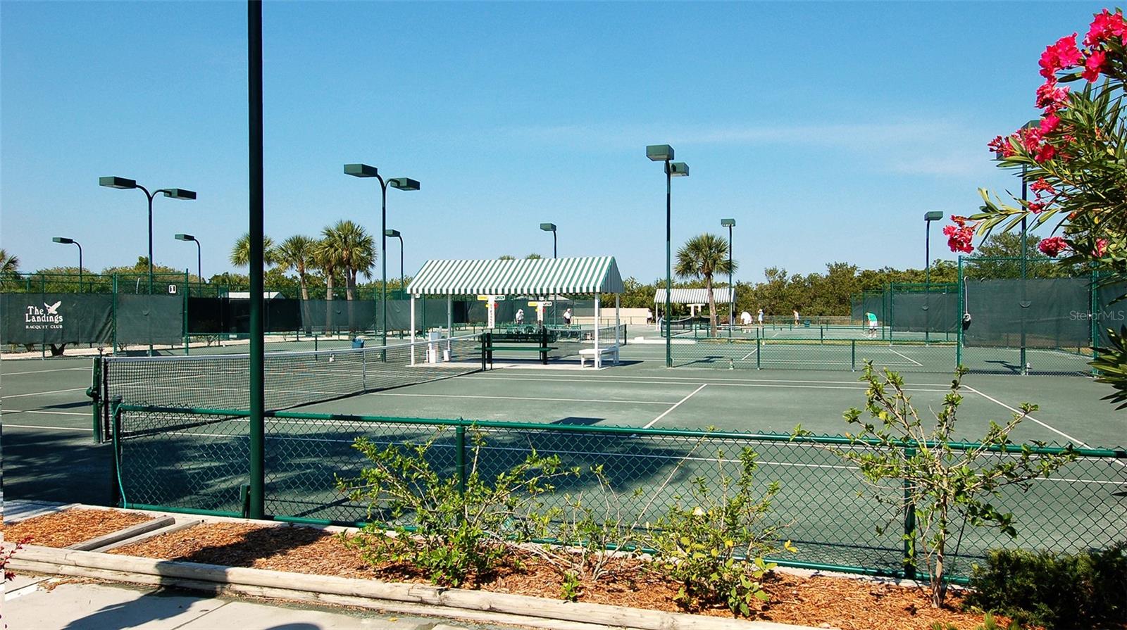 1638 STARLING DR #105 — photo 64