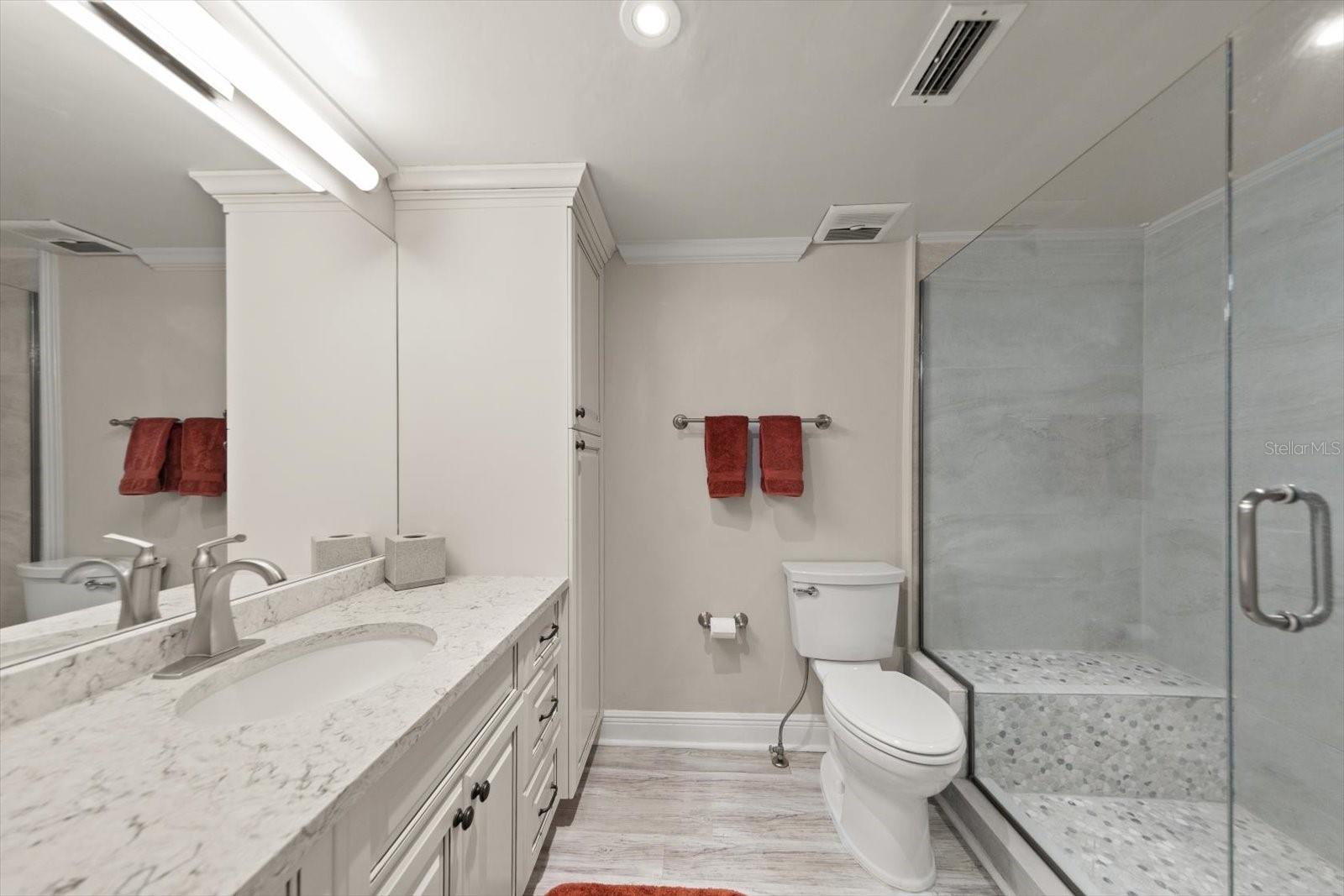 155 BLUFF VIEW DR #209 — photo 18