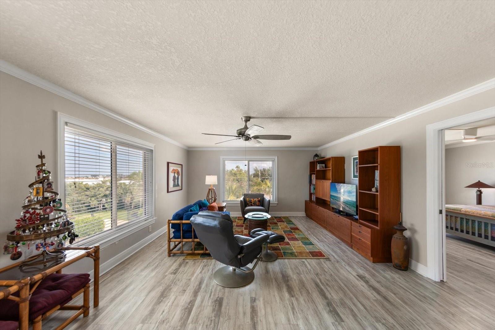 155 BLUFF VIEW DR #209 — photo 11
