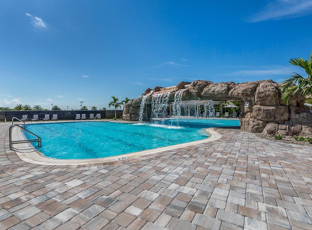 5528 PALMER CIR #105 — photo 41