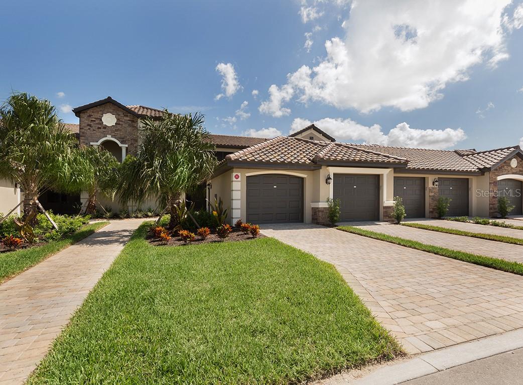 5528 PALMER CIR #105 — photo 28