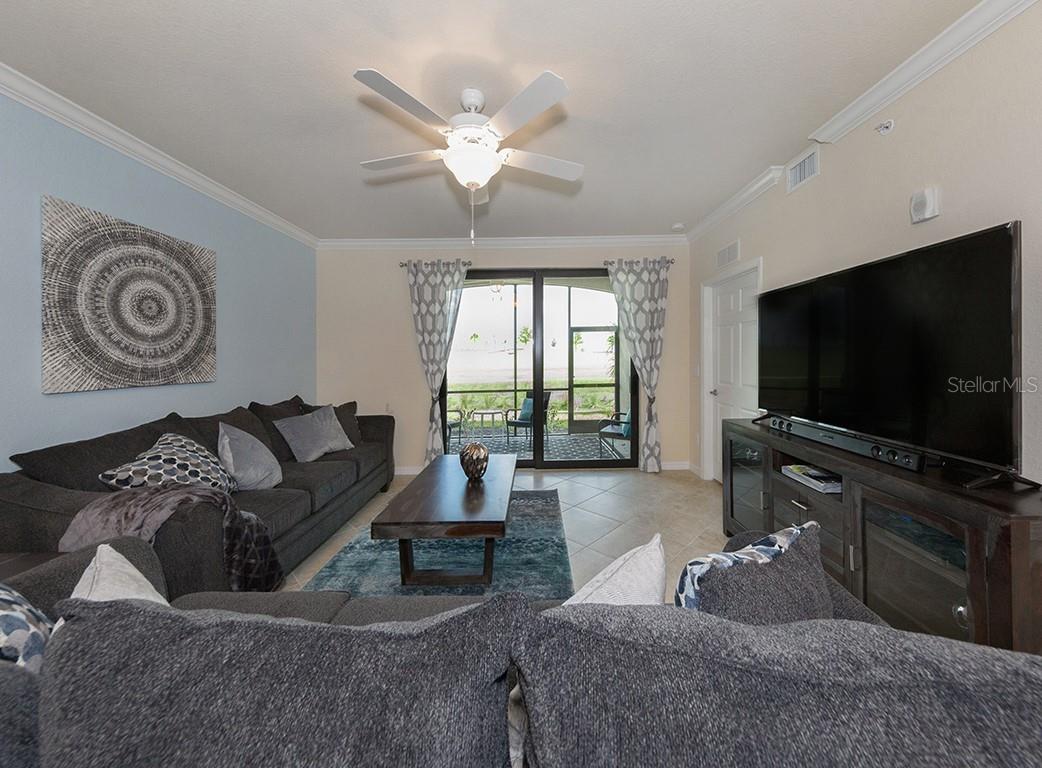 5528 PALMER CIR #105 — photo 5