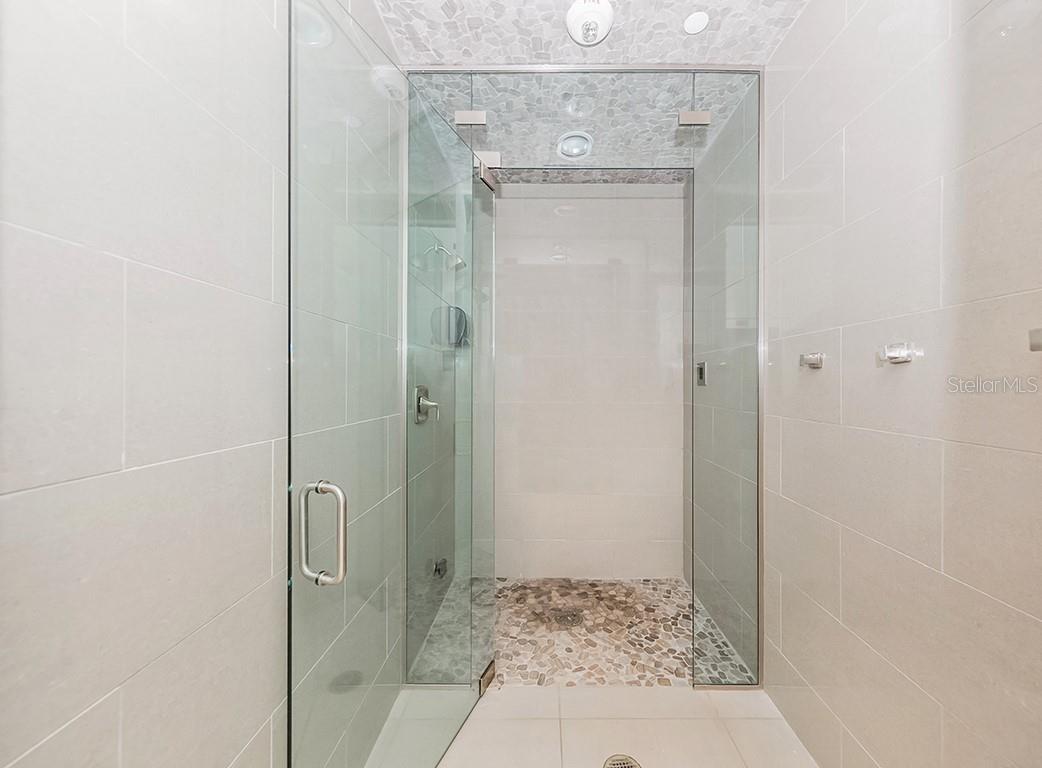 5528 PALMER CIR #105 — photo 44