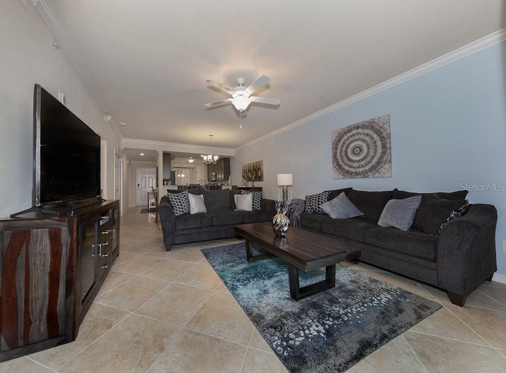 5528 PALMER CIR #105 — photo 3