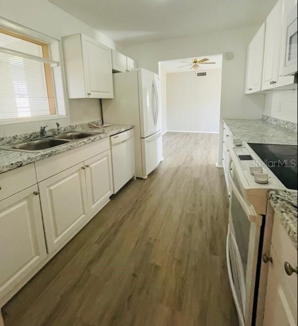 361 SEA GRAPE RD — photo 6