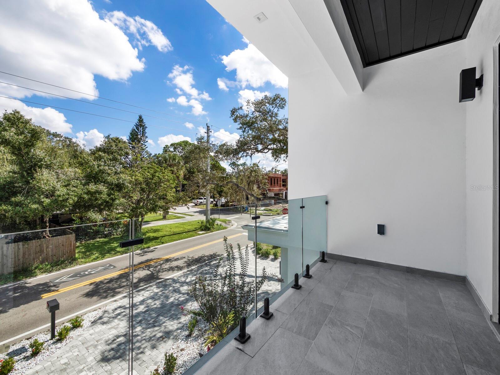 2089 ARLINGTON ST — photo 33