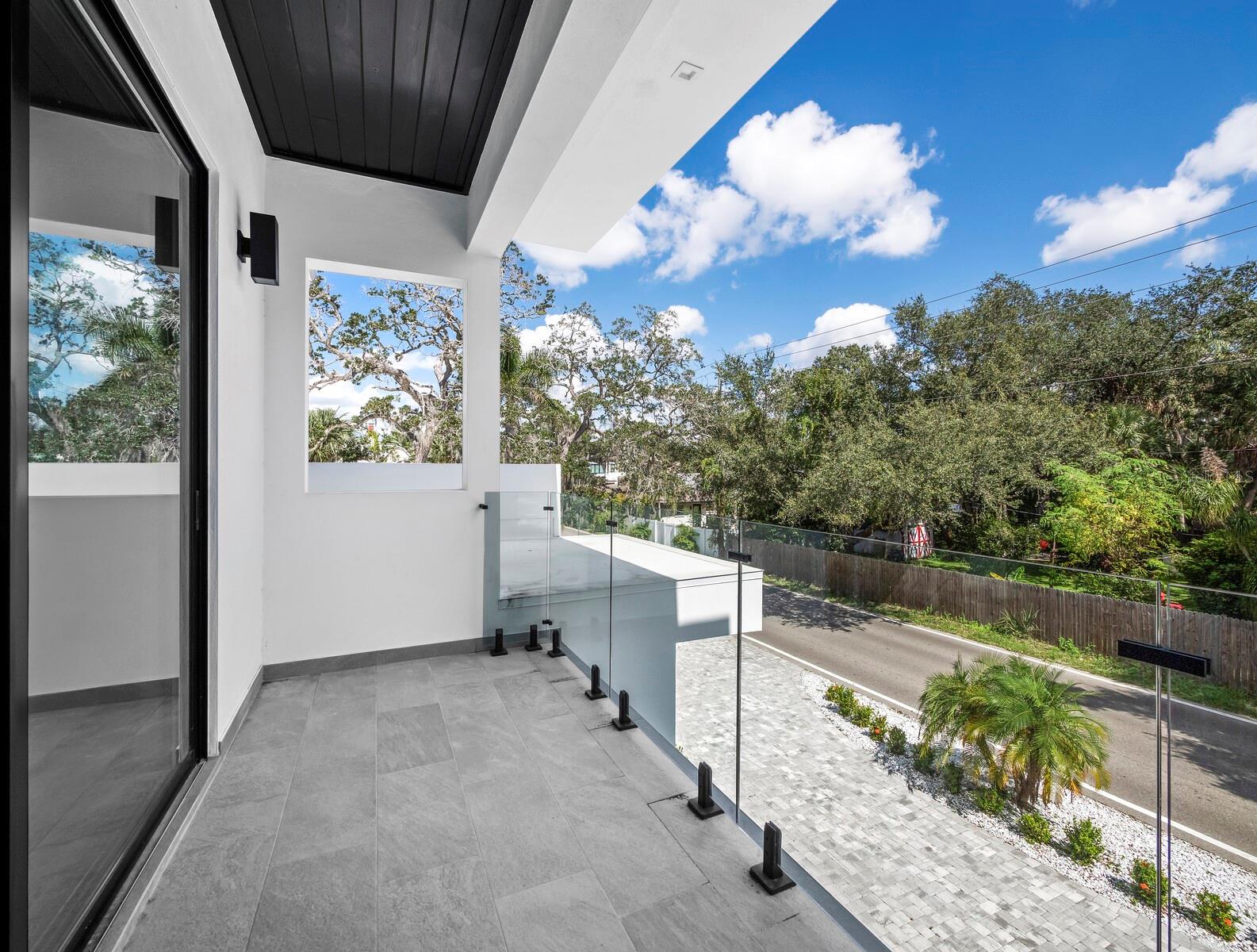 2089 ARLINGTON ST — photo 37