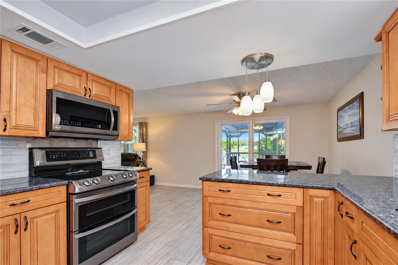 12505 MONDRAGON DR — photo 38