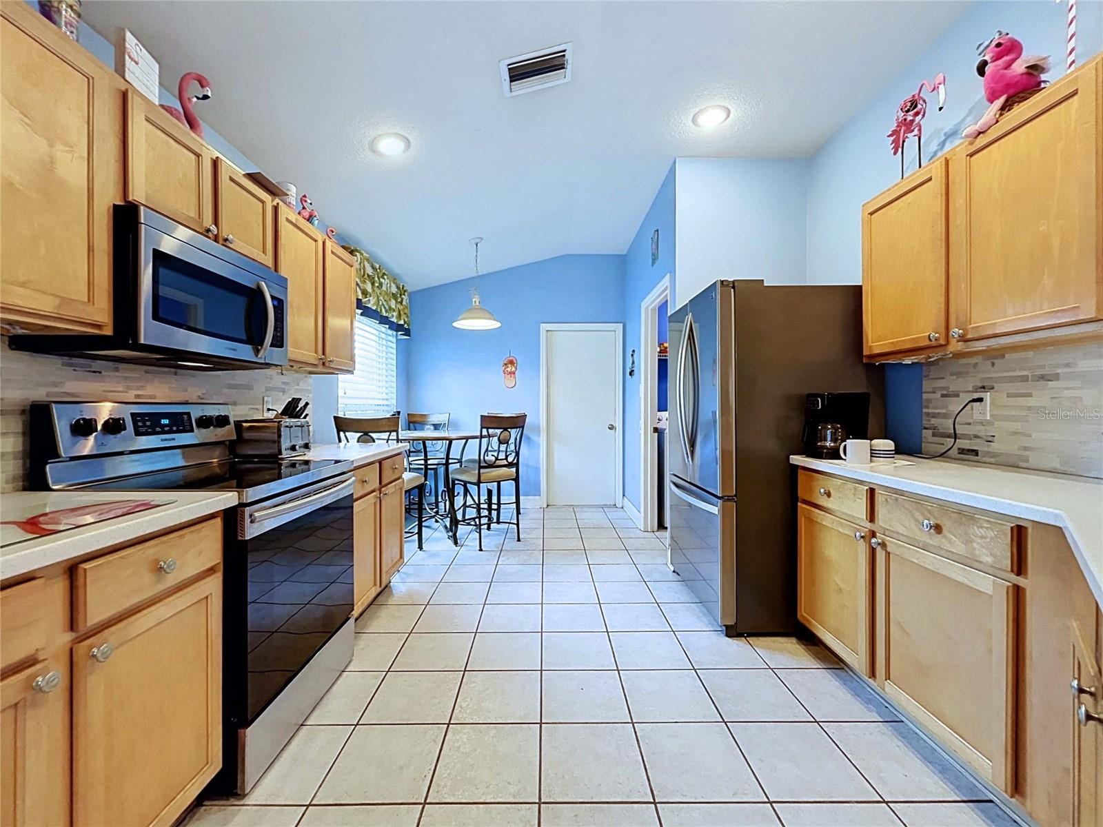 5605 CANNONADE DR — photo 31