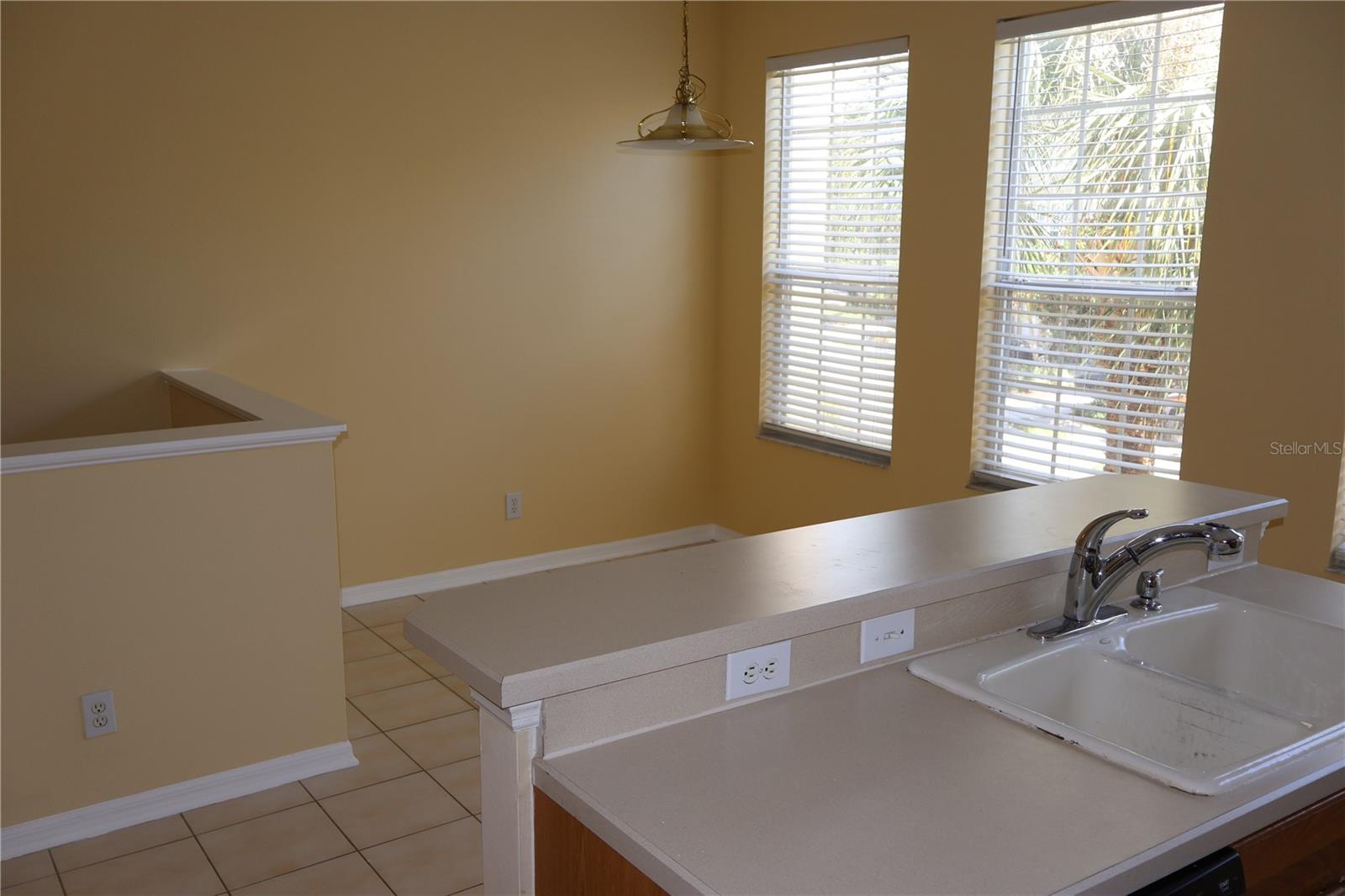 3019 POINTEVIEW DR — photo 26