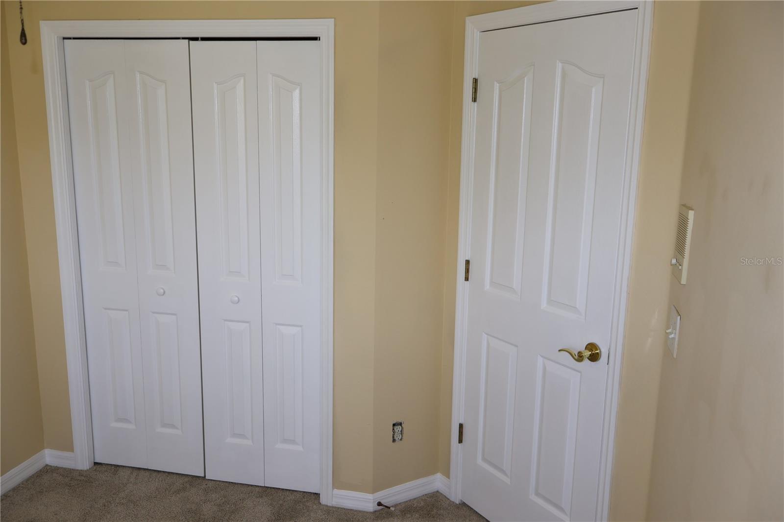 3019 POINTEVIEW DR — photo 32
