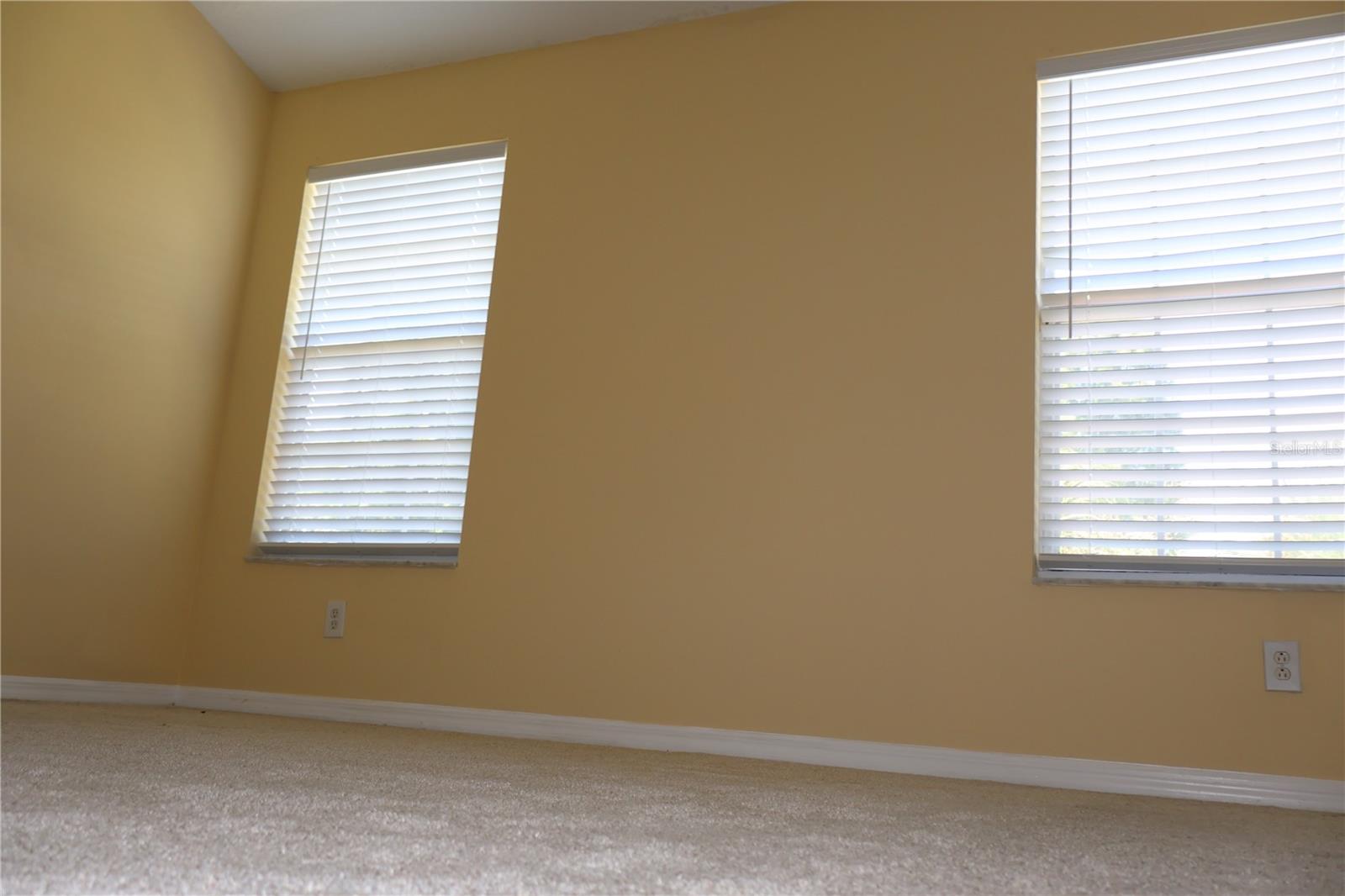 3019 POINTEVIEW DR — photo 39