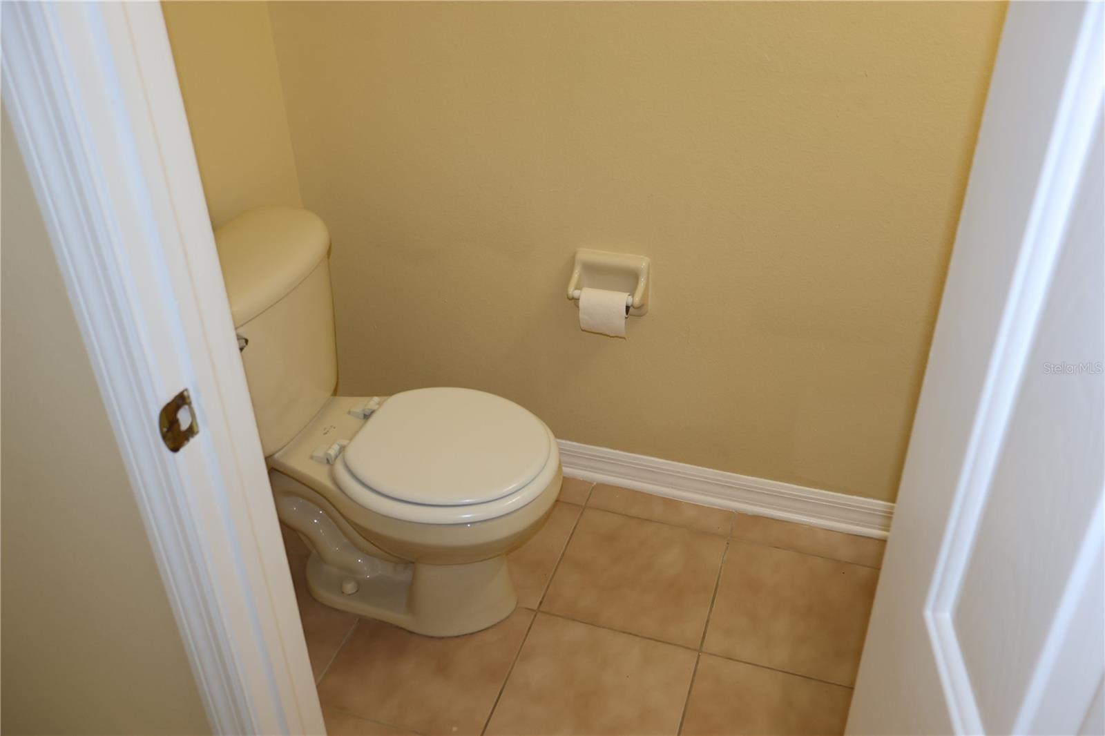 3019 POINTEVIEW DR — photo 16