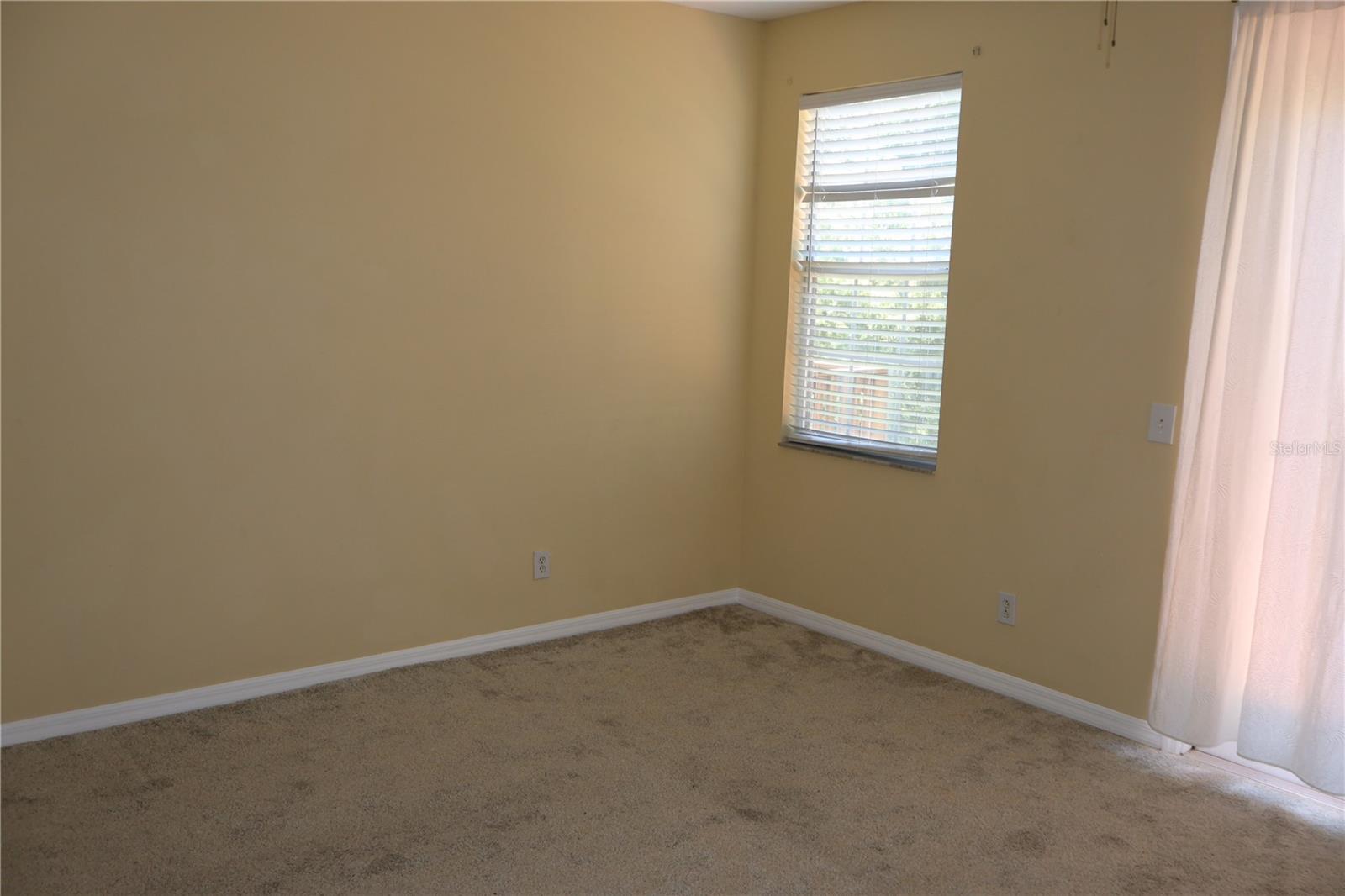 3019 POINTEVIEW DR — photo 18